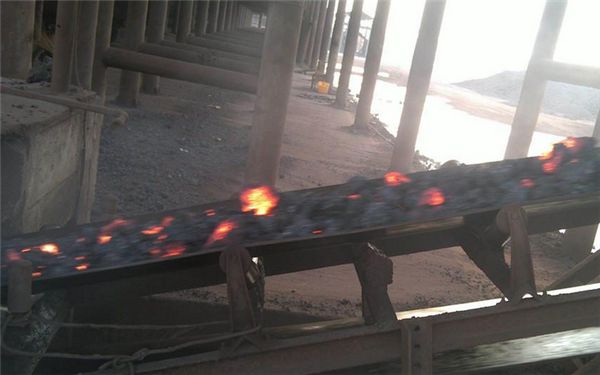 耐熱輸送帶為什么會彎曲